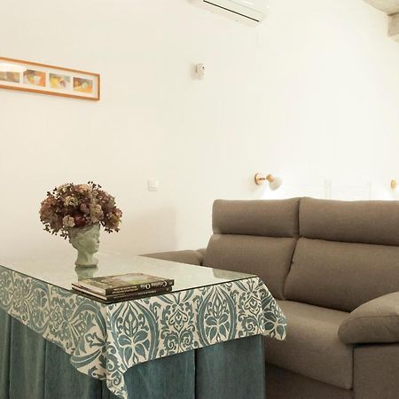 Apartamentos Rg Hospital Valme 세비야 외부 사진
