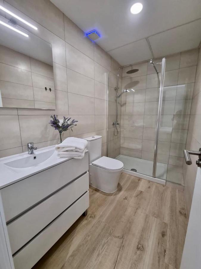 Apartamentos Rg Hospital Valme 세비야 외부 사진
