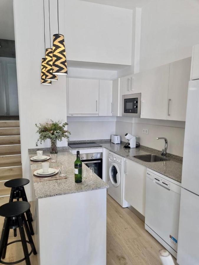 Apartamentos Rg Hospital Valme 세비야 외부 사진