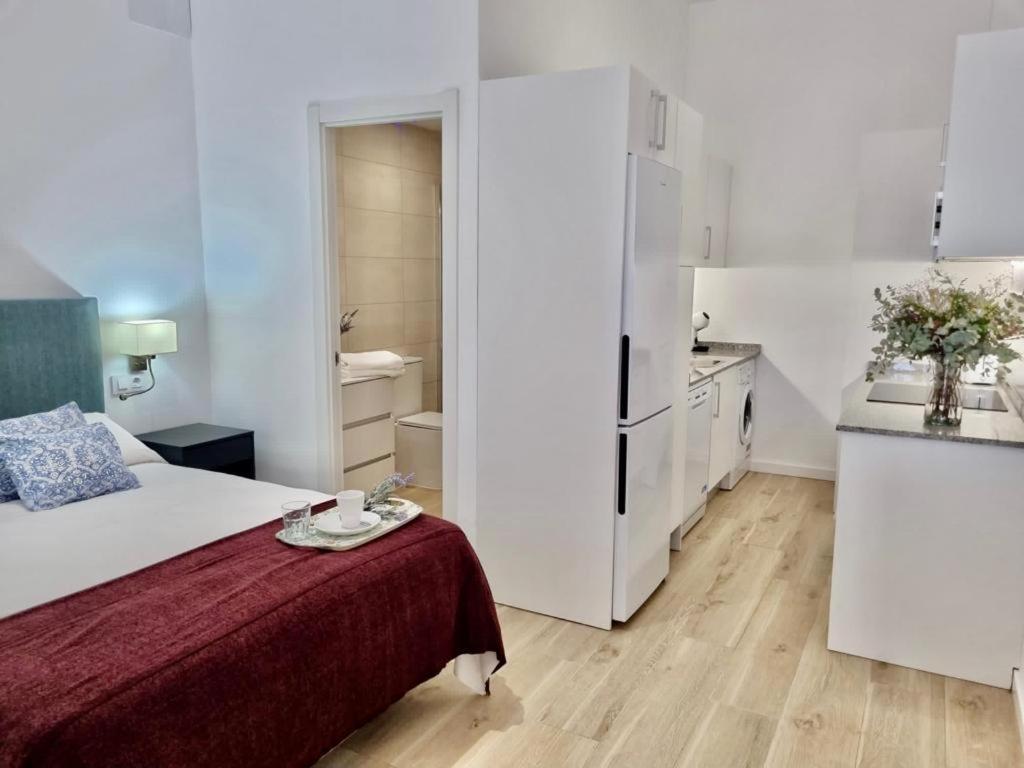 Apartamentos Rg Hospital Valme 세비야 외부 사진