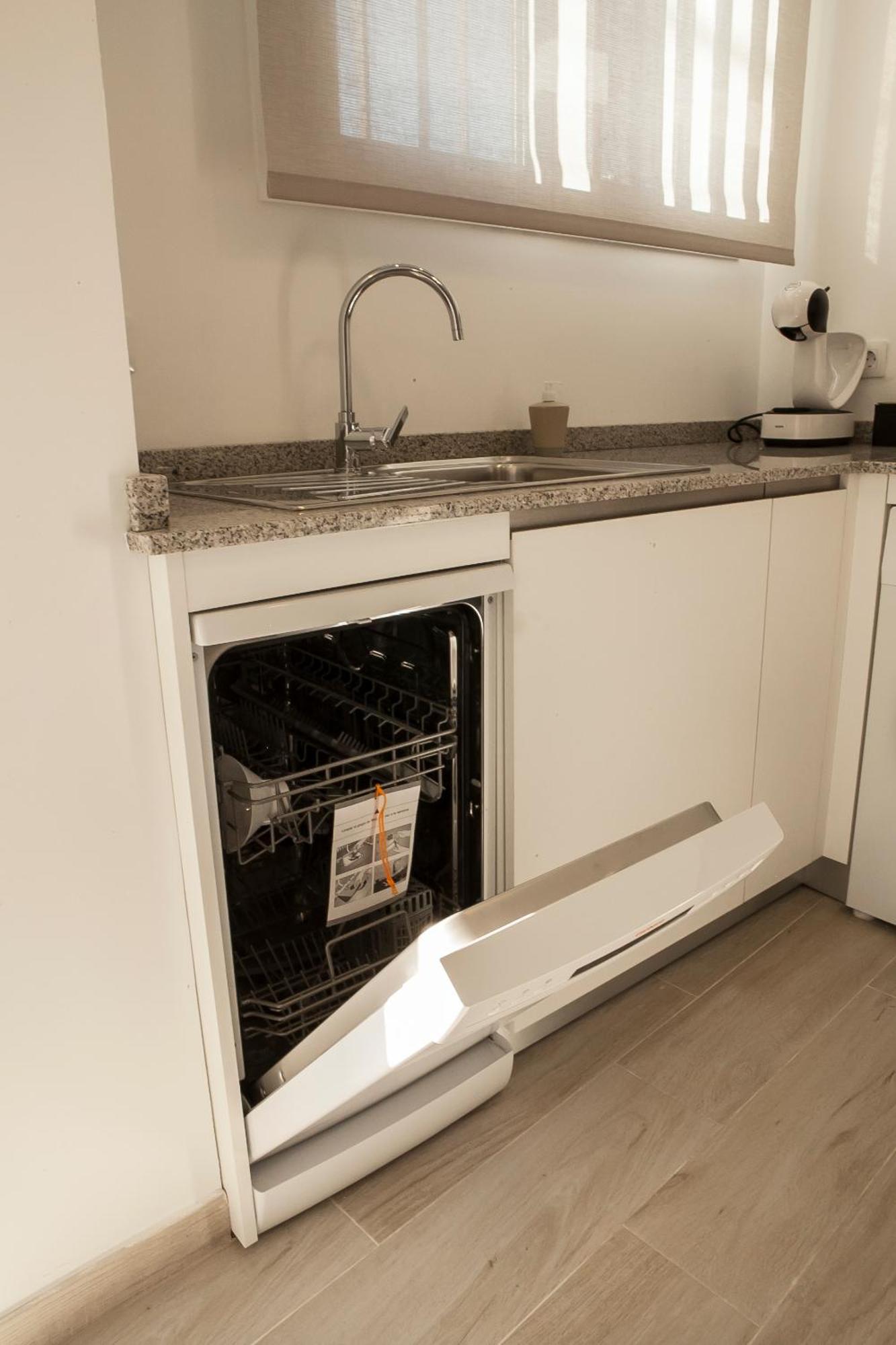 Apartamentos Rg Hospital Valme 세비야 외부 사진