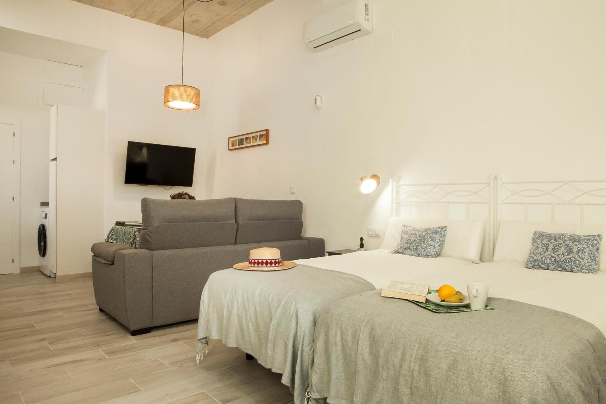 Apartamentos Rg Hospital Valme 세비야 외부 사진