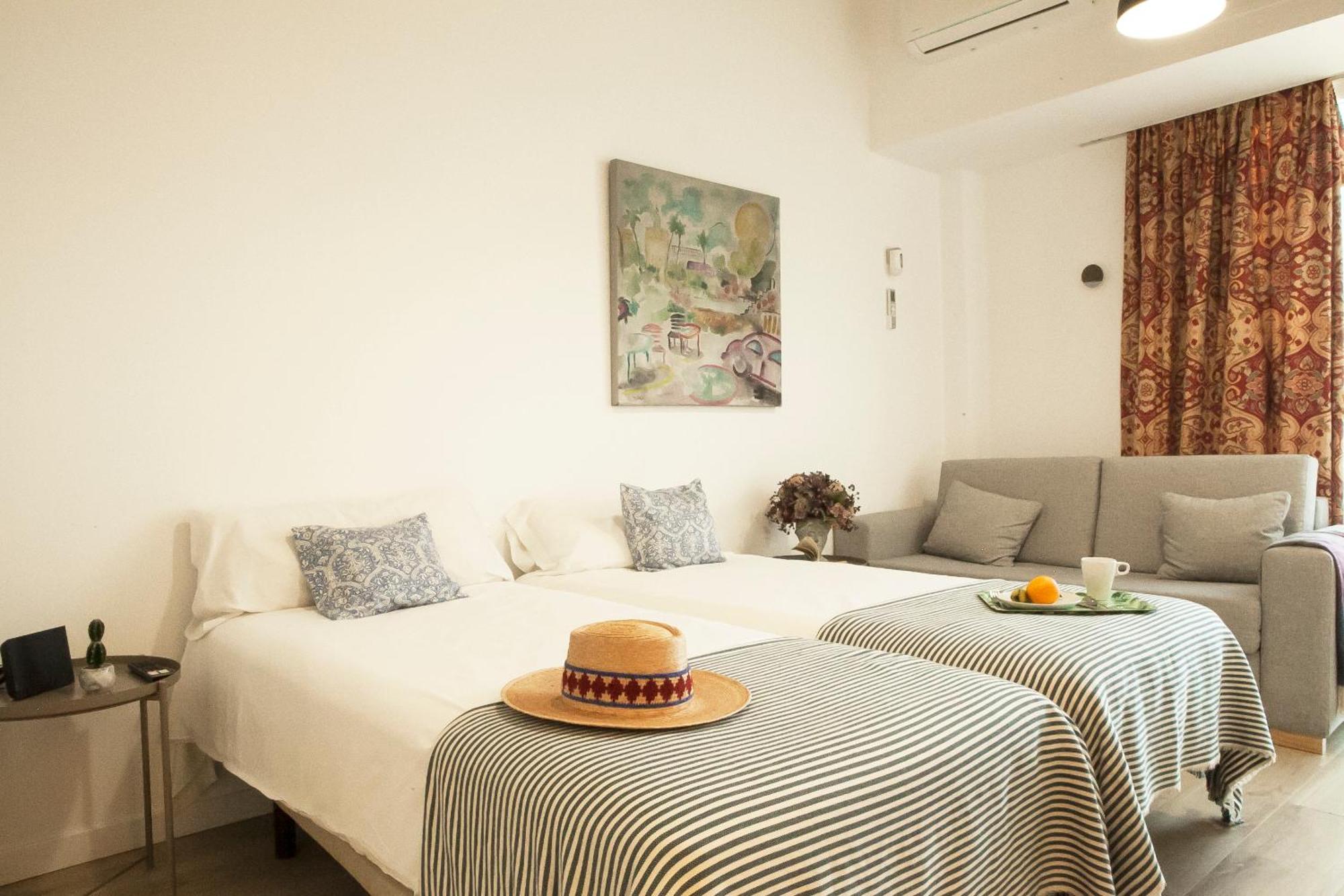 Apartamentos Rg Hospital Valme 세비야 외부 사진