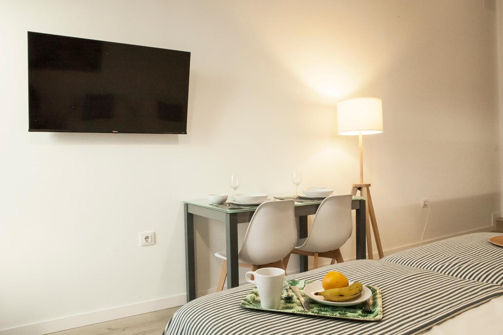 Apartamentos Rg Hospital Valme 세비야 외부 사진