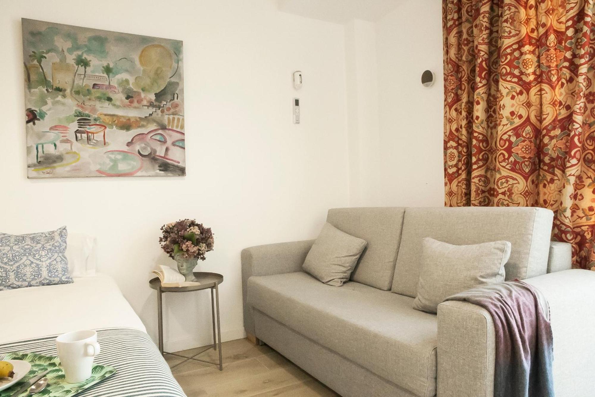 Apartamentos Rg Hospital Valme 세비야 외부 사진